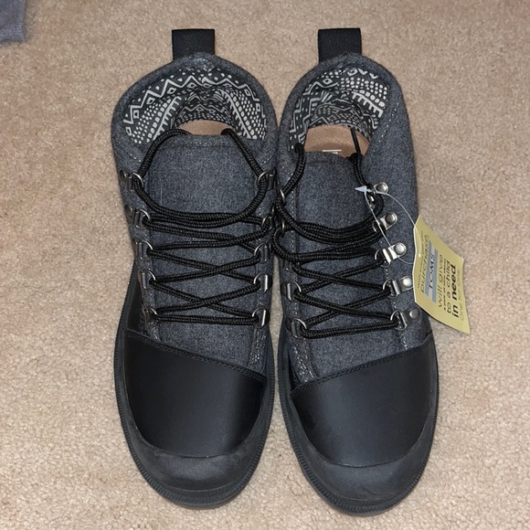 Toms Other - TOMS mens Cordova boots